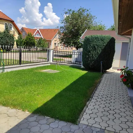 Casa de hóspedes Marica Vendégház 3*