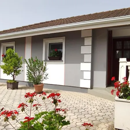 Casa de hóspedes Marica Vendégház Bük