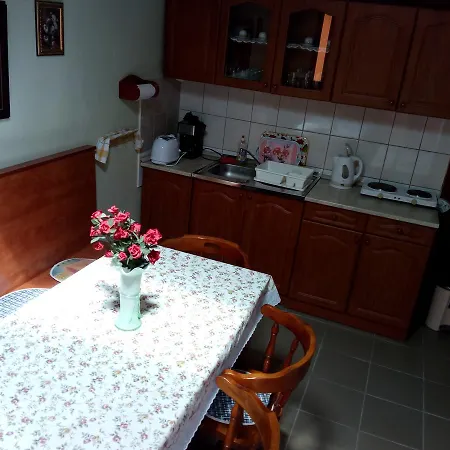 Casa de hóspedes Marica Vendégház 3*